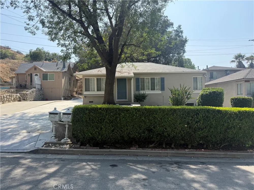 11286 San Mateo Loma Linda, CA 92354