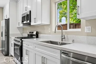 7827 Vicky Avenue West Hills, CA 91304
