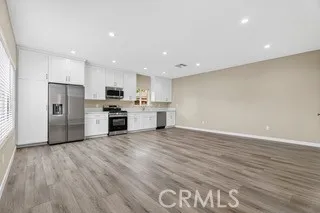 7827 Vicky Avenue West Hills, CA 91304