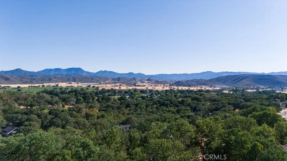 19697 Donkey Hill Road Hidden Valley Lake, CA 95467