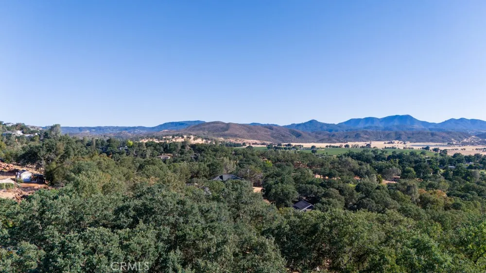 19697 Donkey Hill Road Hidden Valley Lake, CA 95467
