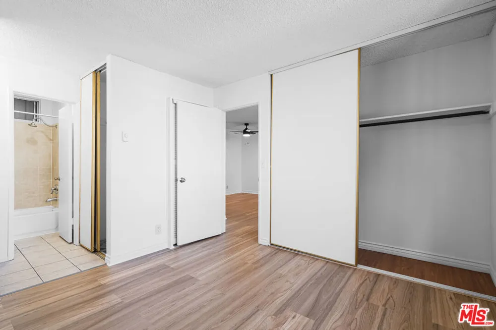 210 S La Fayette Park Place #201 Los Angeles, CA 90057