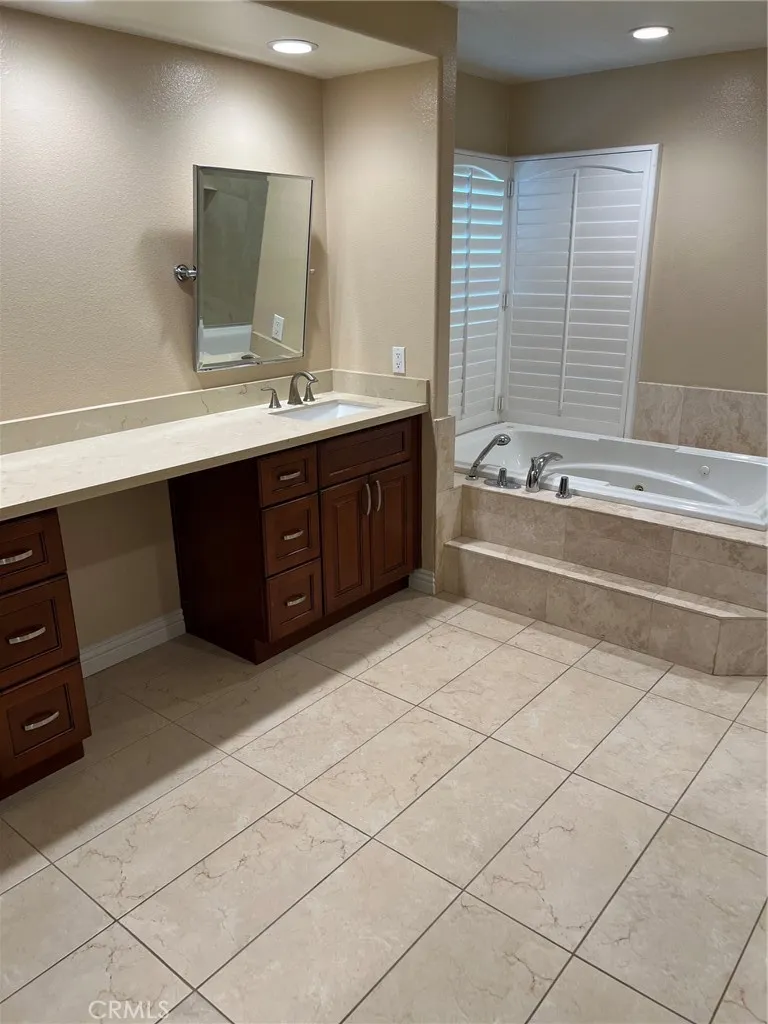 5550 Elderberry Yorba Linda, CA 92887