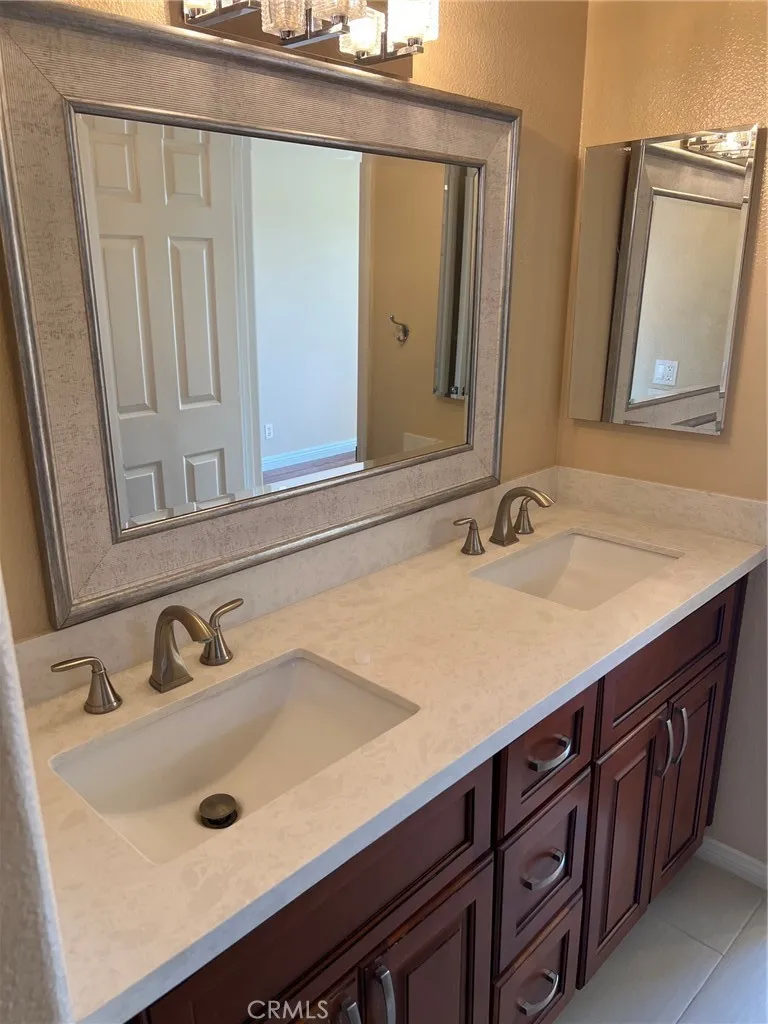 5550 Elderberry Yorba Linda, CA 92887