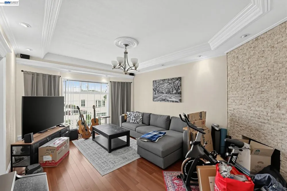691 Hanover St Daly City, CA 94014
