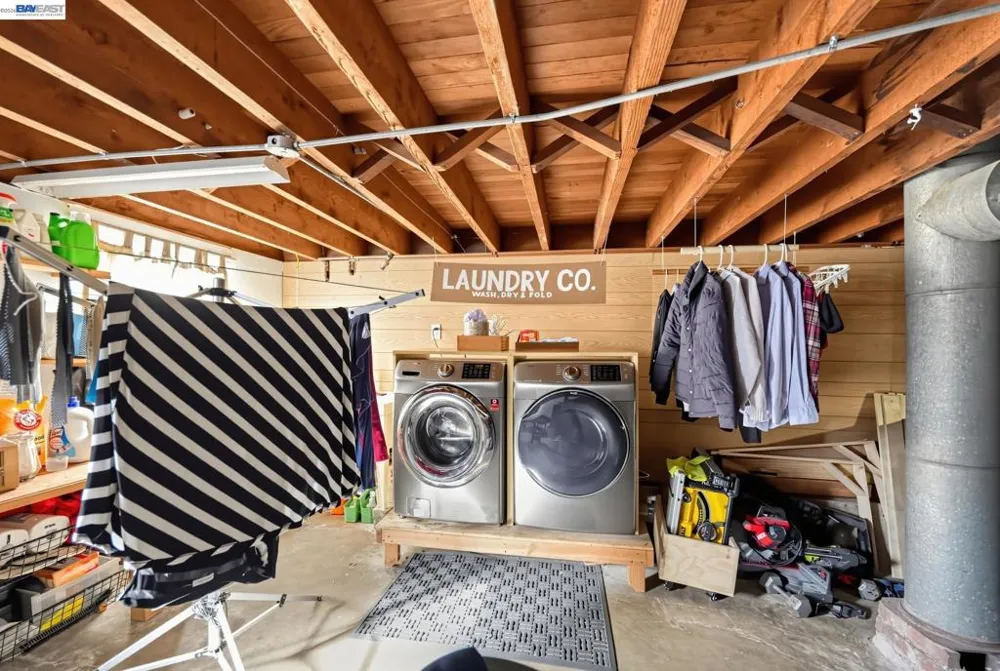 691 Hanover St Daly City, CA 94014