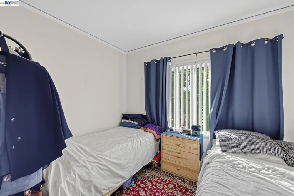 691 Hanover St Daly City, CA 94014