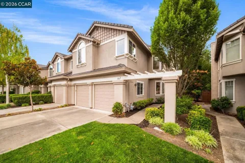 423 Sutton Circle
