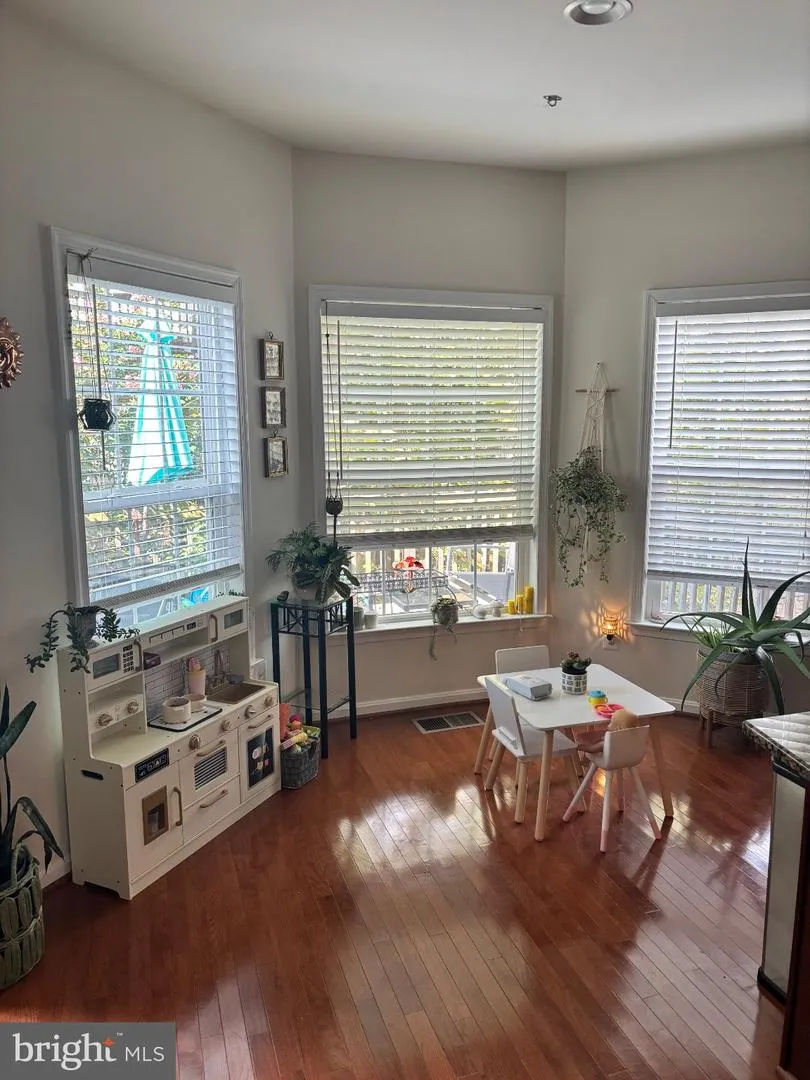 42632 MELVILLE TERRACE Brambleton, VA 20148