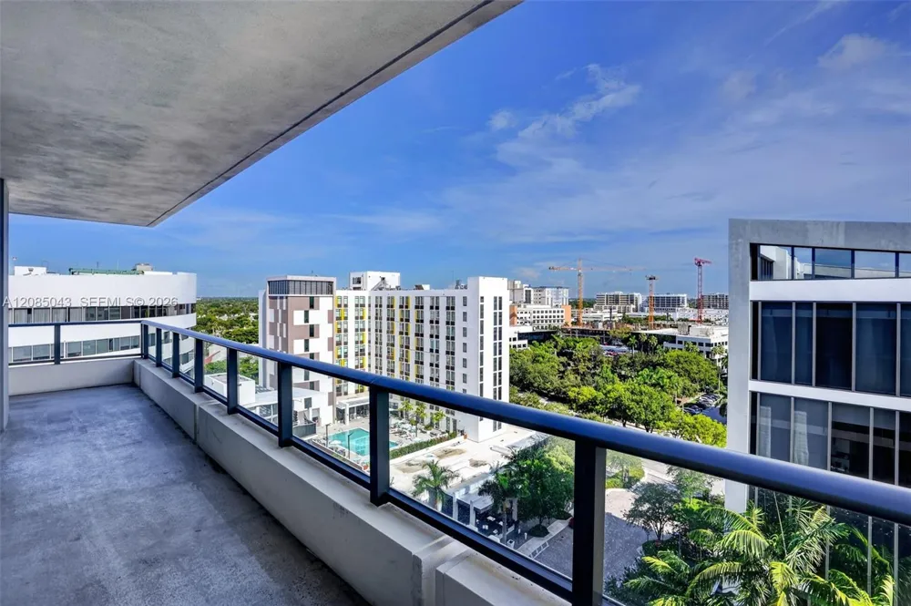 2960 NE 207th St #1105 Aventura, FL 33180