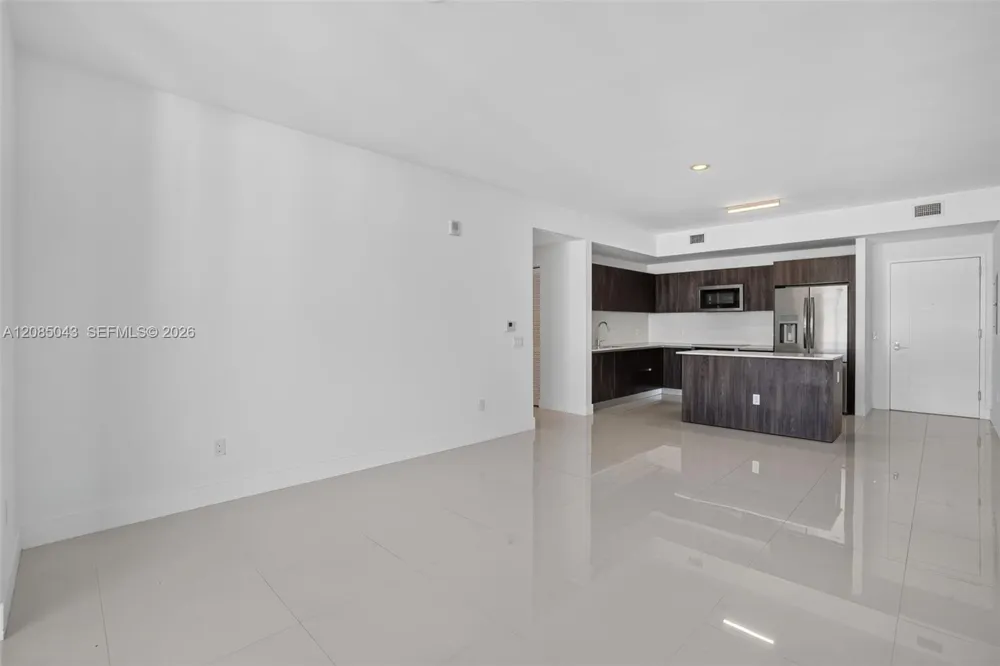 2960 NE 207th St #1105 Aventura, FL 33180