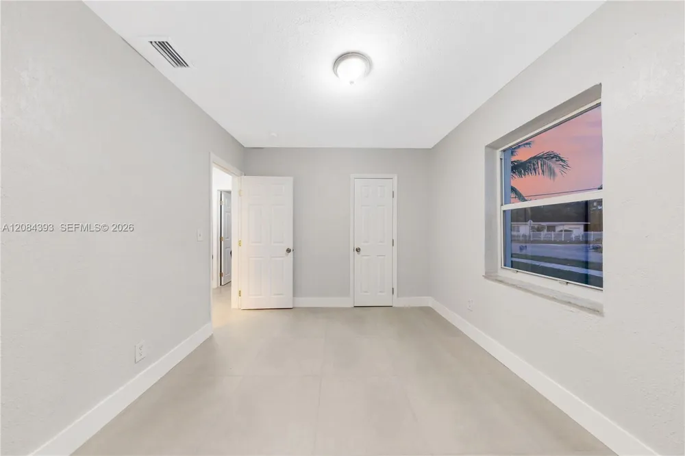 11702 NW 1st Ave #11702 Miami, FL 33168