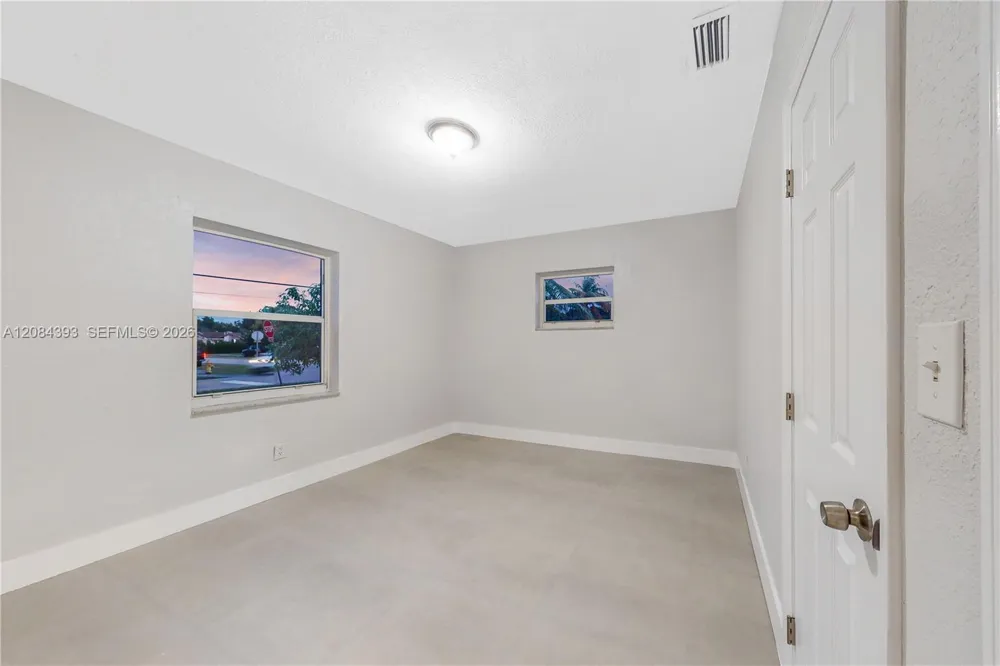 11702 NW 1st Ave #11702 Miami, FL 33168