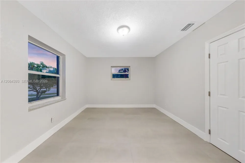 11702 NW 1st Ave #11702 Miami, FL 33168