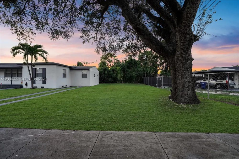 11702 NW 1st Ave #11702 Miami, FL 33168