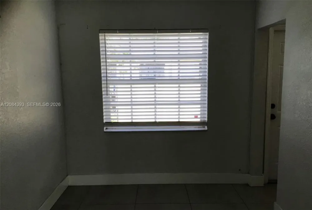 11702 NW 1st Ave #11702 Miami, FL 33168