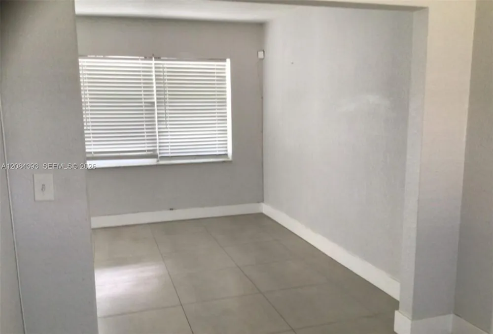 11702 NW 1st Ave #11702 Miami, FL 33168