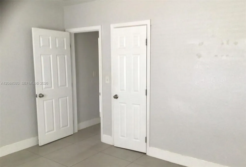 11702 NW 1st Ave #11702 Miami, FL 33168