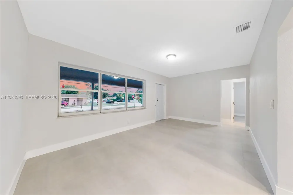 11702 NW 1st Ave #11702 Miami, FL 33168