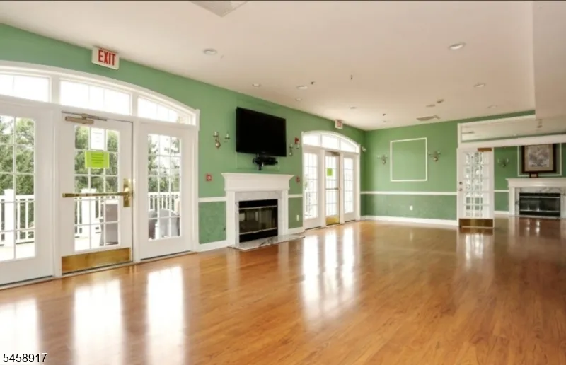 201 Swathmore Dr Nutley, NJ 07110