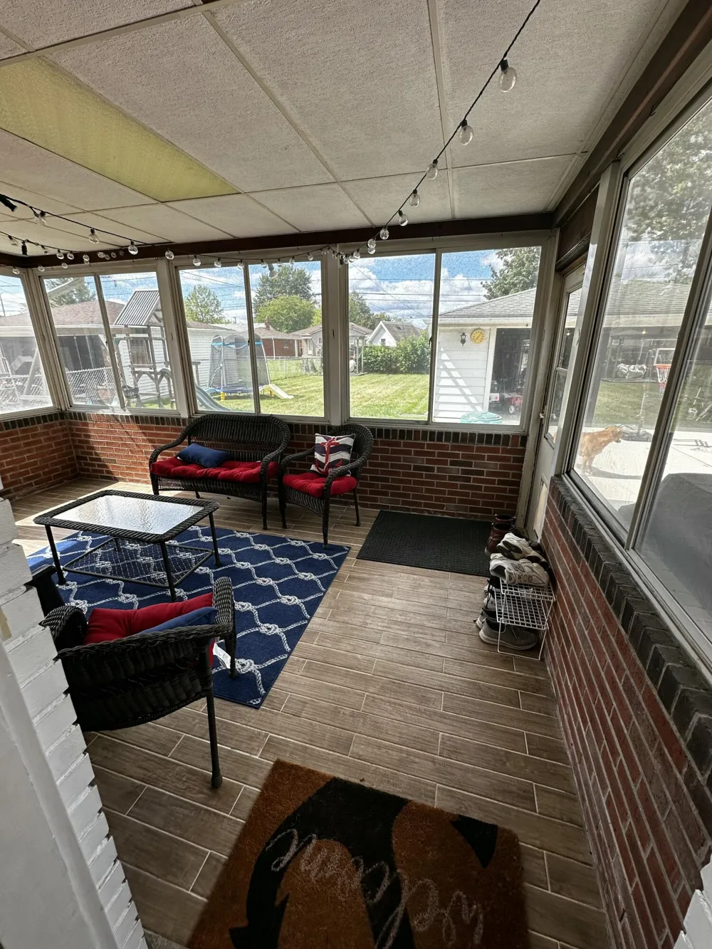 2728 Pinetree Drive Trenton, MI 48183