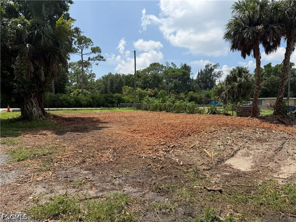 Laurel Drive North Fort Myers, FL 33917
