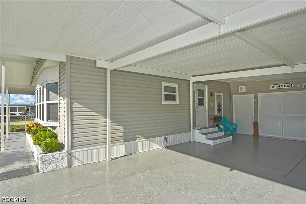 Snead Drive North Fort Myers, FL 33903