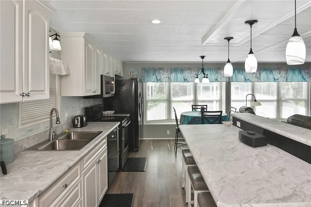 Snead Drive North Fort Myers, FL 33903