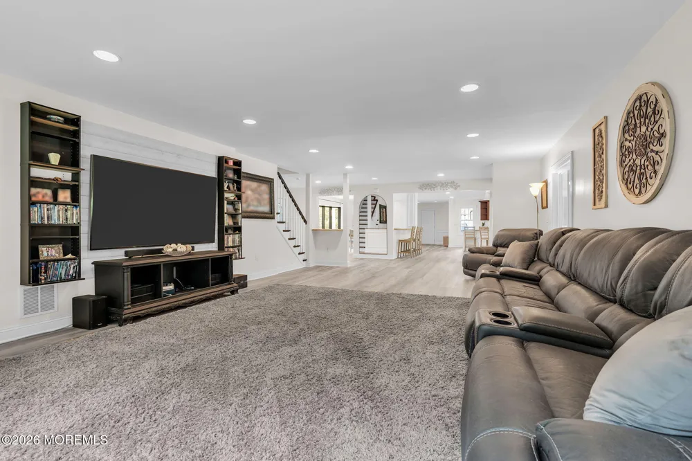 46 Shephard Drive Middletown, NJ 07748