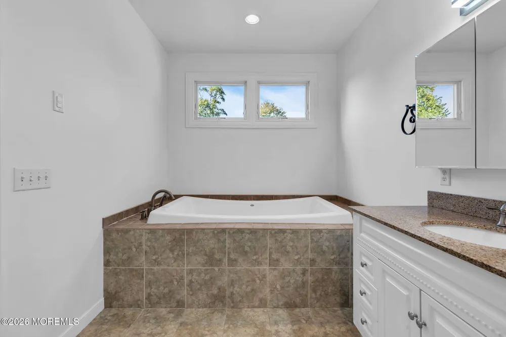 46 Shephard Drive Middletown, NJ 07748
