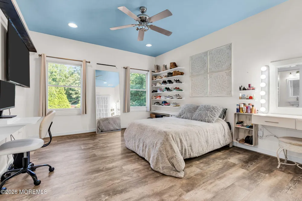 46 Shephard Drive Middletown, NJ 07748