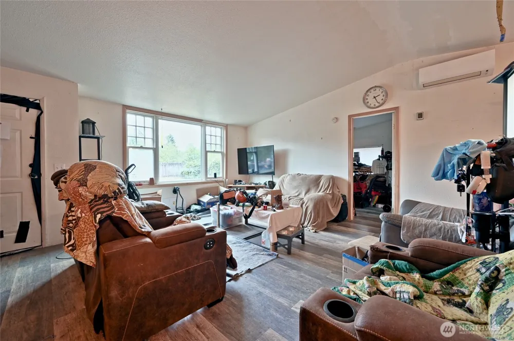 29708 7th Avenue E Roy, WA 98580