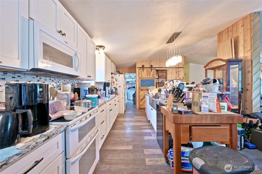 29708 7th Avenue E Roy, WA 98580