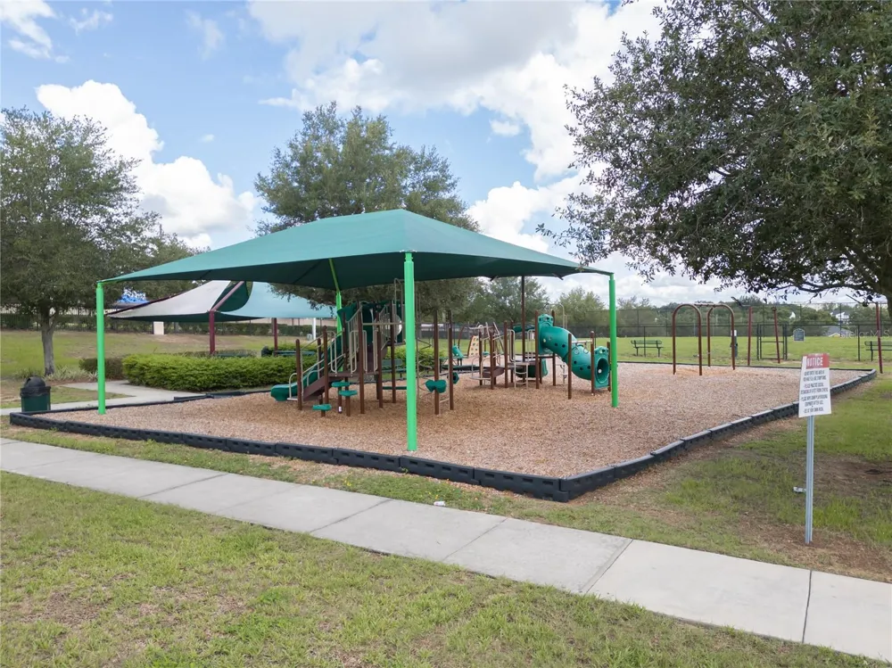 225 SANDESTIN DRIVE Haines City, FL 33844
