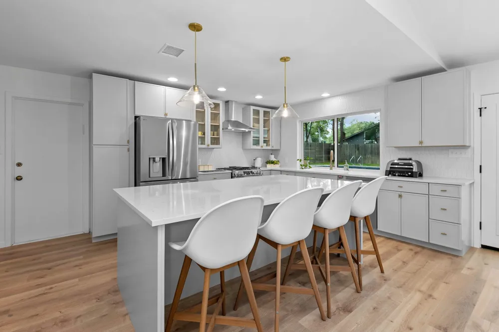 8806 Ridgehill Drive Austin, TX 78759