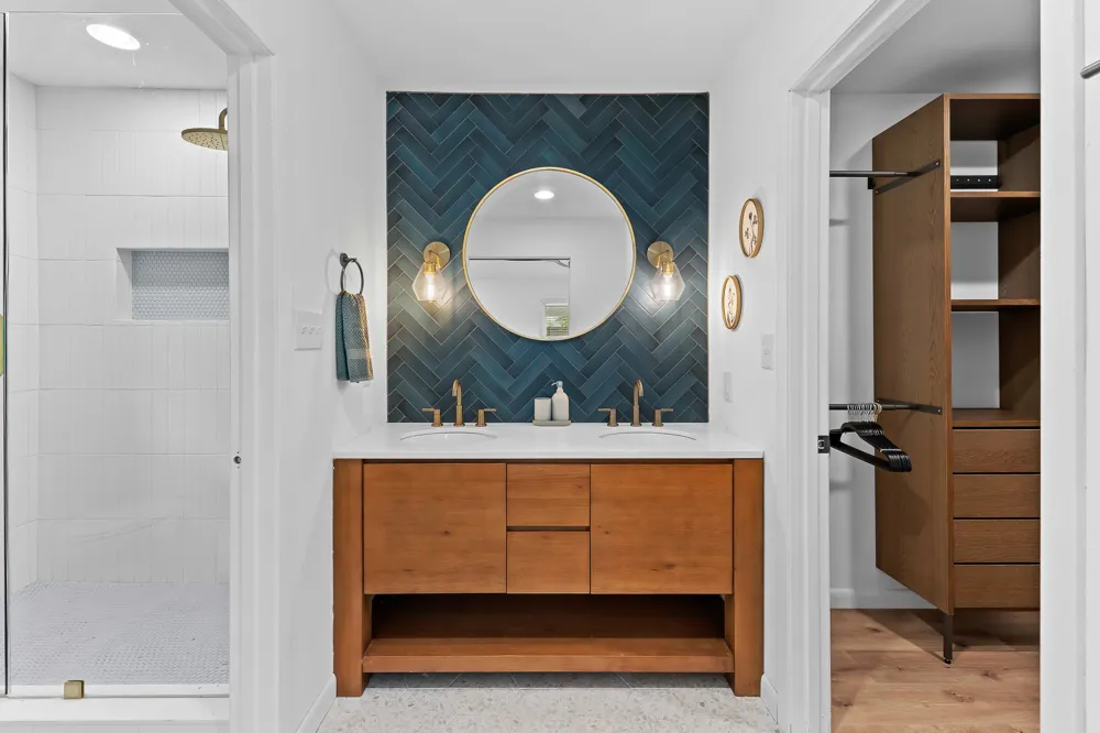 8806 Ridgehill Drive Austin, TX 78759