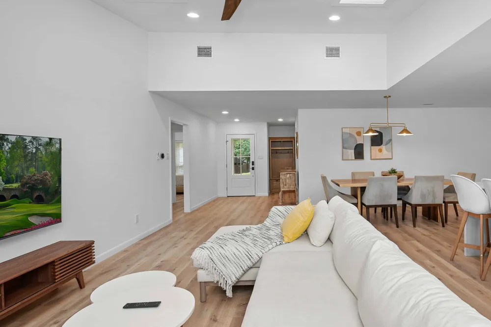 8806 Ridgehill Drive Austin, TX 78759