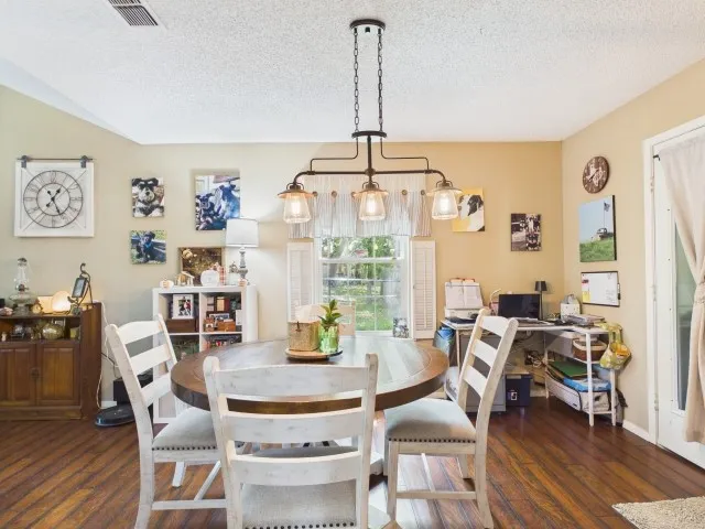 3602 San Saba Athens, TX 75752