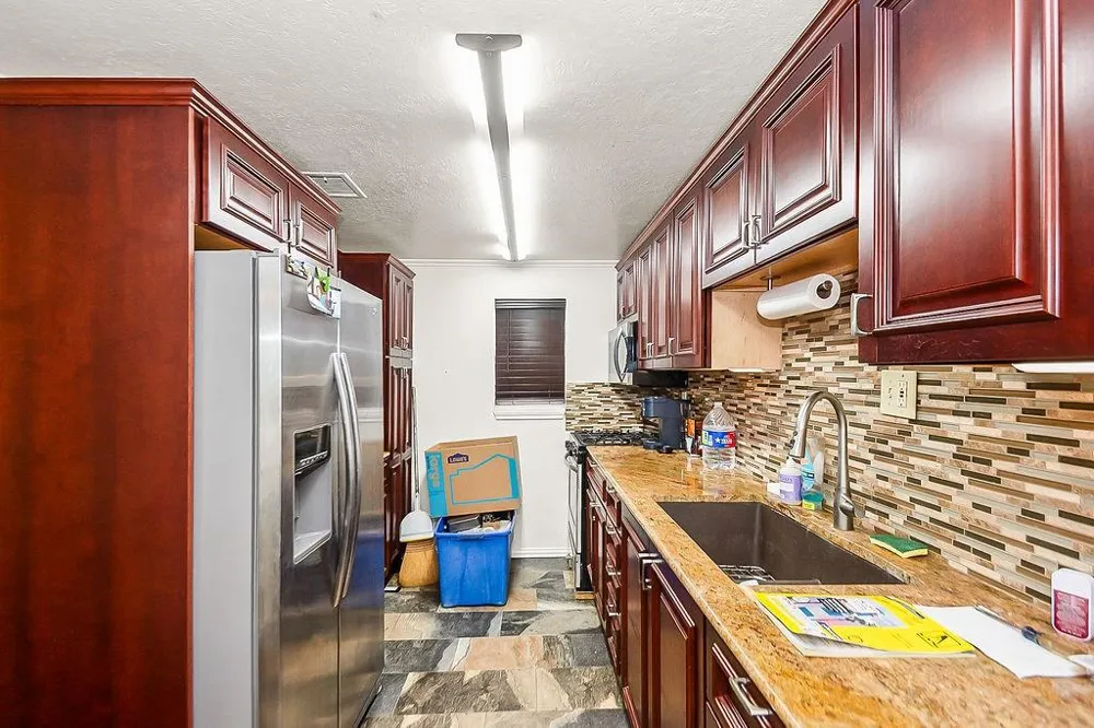 4415 W Bayshore Drive Bacliff, TX 77518