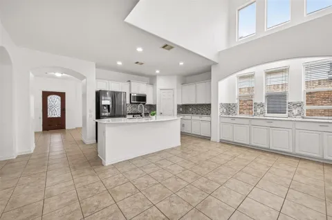 5519 Jay Thrush Drive