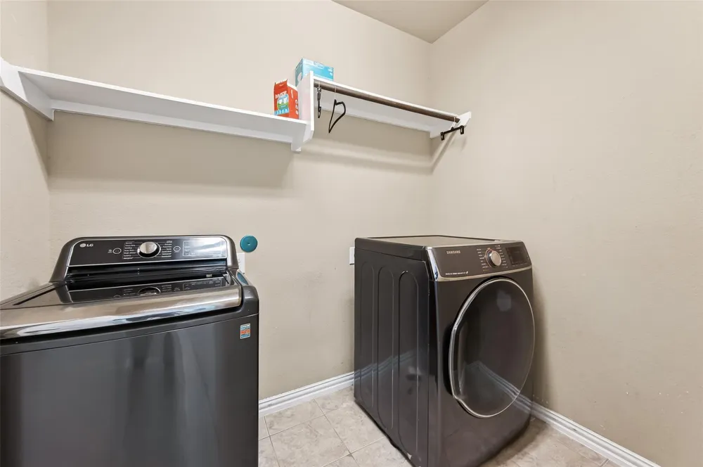 5519 Jay Thrush Drive Richmond, TX 77407