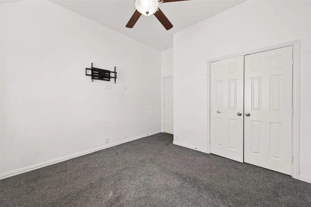 5519 Jay Thrush Drive Richmond, TX 77407