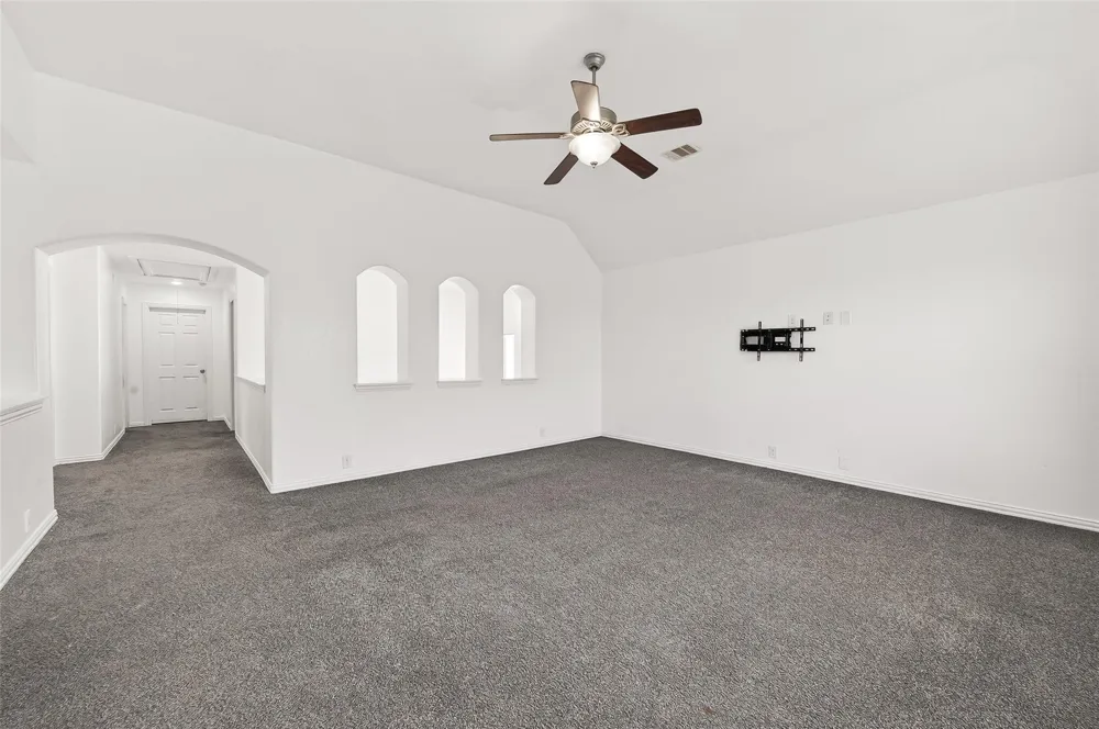 5519 Jay Thrush Drive Richmond, TX 77407