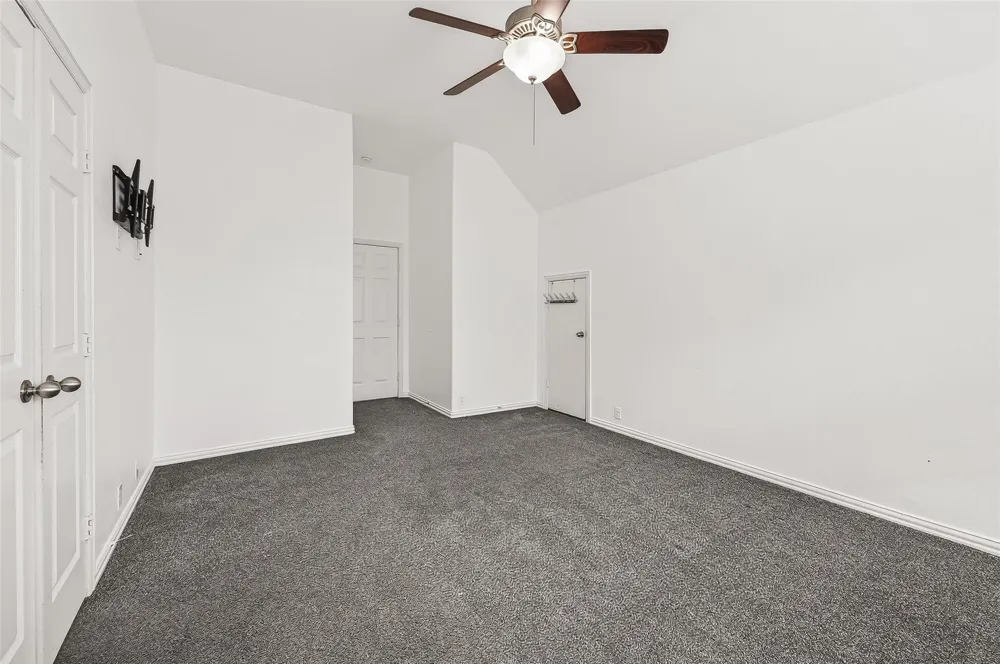 5519 Jay Thrush Drive Richmond, TX 77407