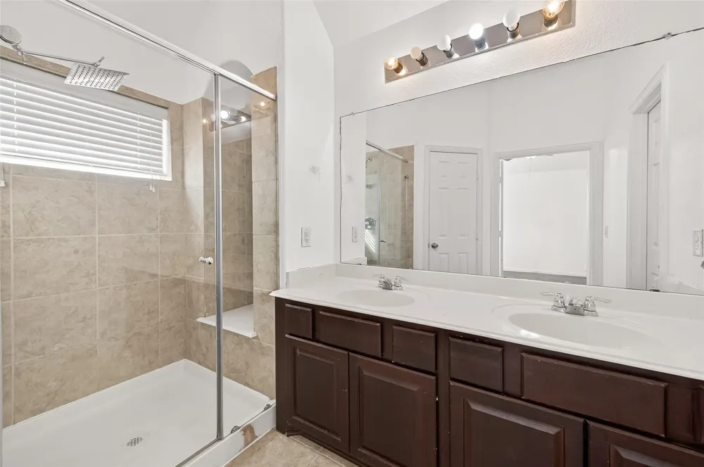 5519 Jay Thrush Drive Richmond, TX 77407