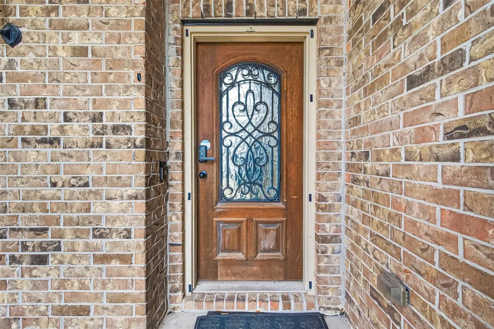 5519 Jay Thrush Drive Richmond, TX 77407