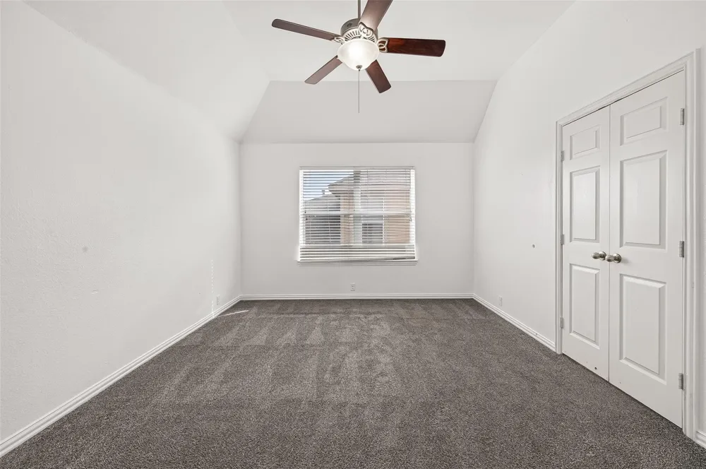 5519 Jay Thrush Drive Richmond, TX 77407