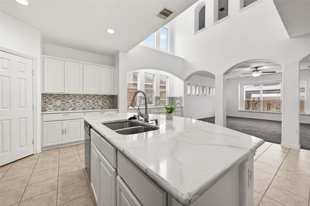 5519 Jay Thrush Drive Richmond, TX 77407