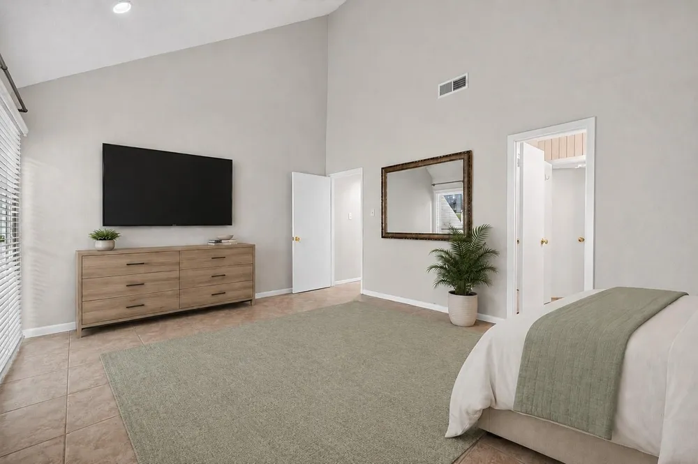 21 April Hill Conroe, TX 77356