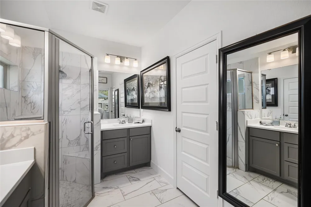 122 Hidden Peak Drive Montgomery, TX 77316